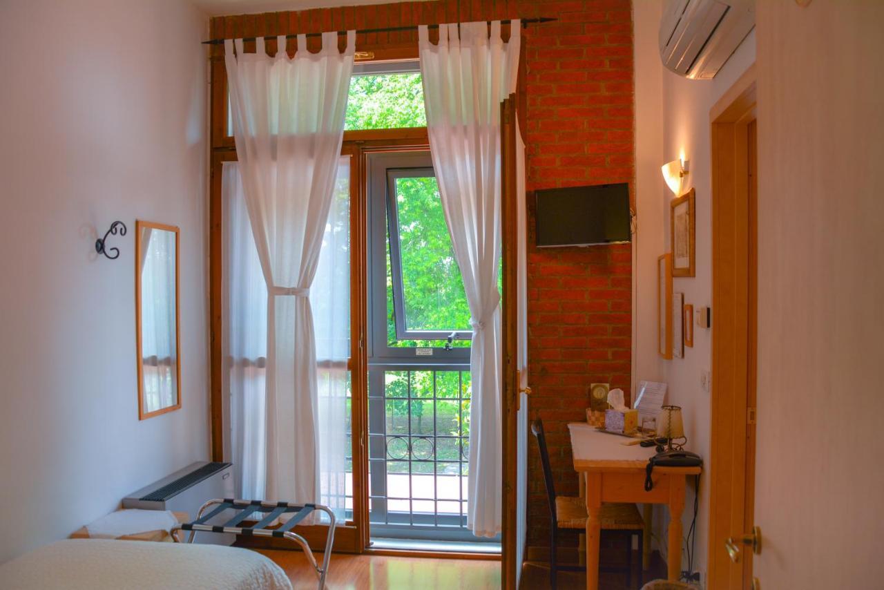 Le Tuie Villa โบโลญญา ภายนอก รูปภาพ